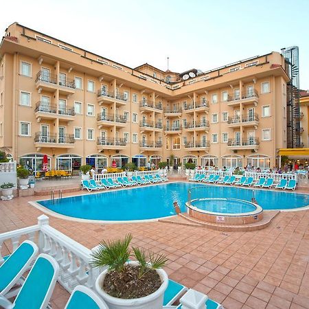 Hotel Sinatra เกเมร์ ภายนอก รูปภาพ