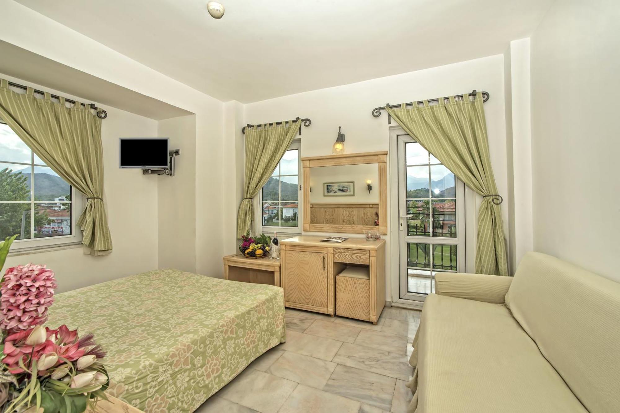 Hotel Sinatra เกเมร์ ภายนอก รูปภาพ