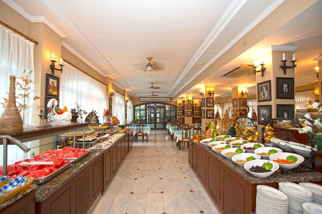 Hotel Sinatra เกเมร์ ภายนอก รูปภาพ