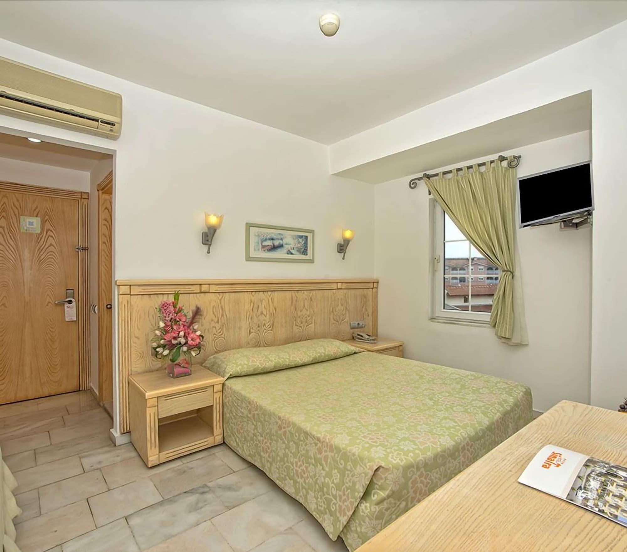 Hotel Sinatra เกเมร์ ภายนอก รูปภาพ