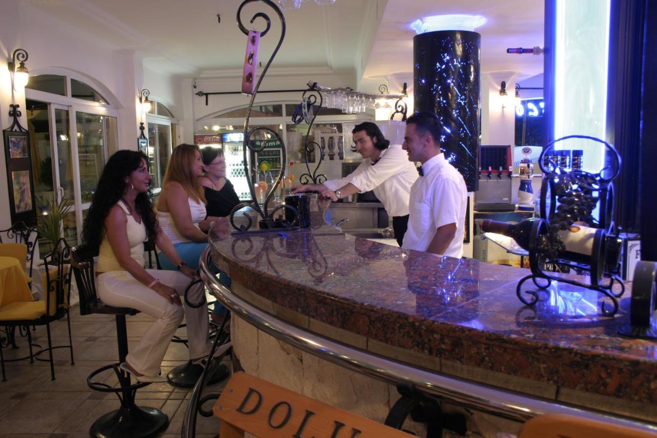Hotel Sinatra เกเมร์ ภายนอก รูปภาพ