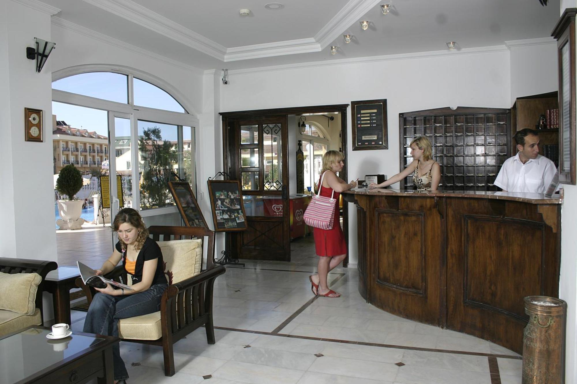 Hotel Sinatra เกเมร์ ภายใน รูปภาพ