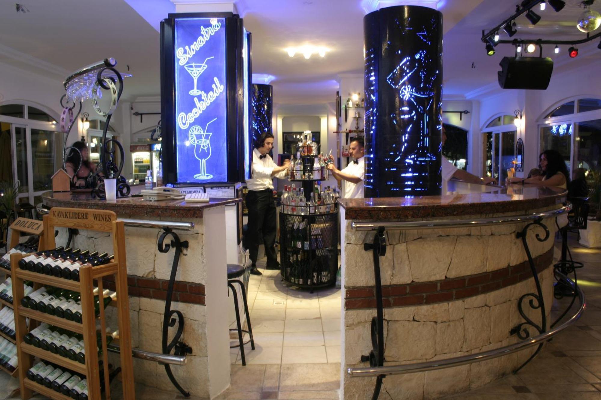 Hotel Sinatra เกเมร์ ภายนอก รูปภาพ